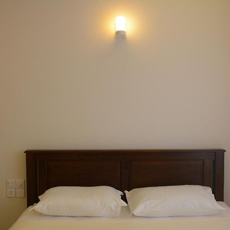 First House Mihintale酒店 外观 照片